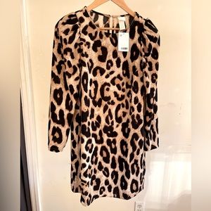 H&M dress. New with tags. Size XS.